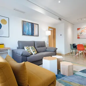 San Bernardo Boutique - Free Parking Sevilla